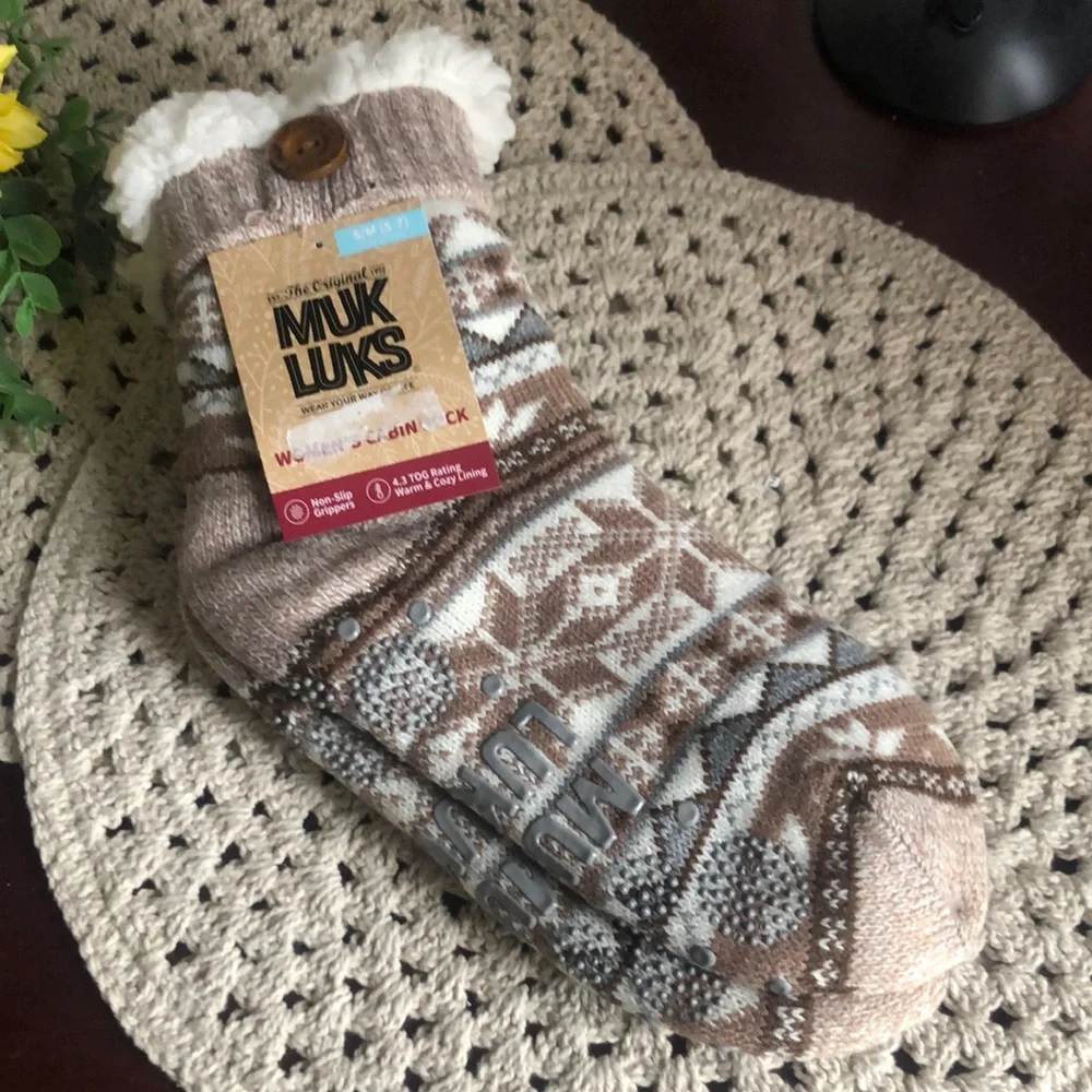 Muk Luks Tan and White Knit Women’s Cabin Socks
